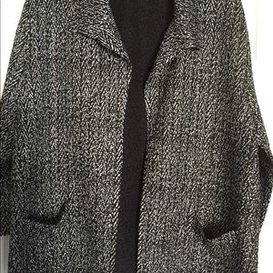 Chico’s Light weight jacket with pockets